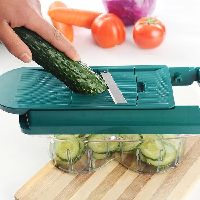 Manual vegetable grinder