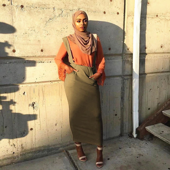 Oversized Middle Eastern Muslim Sling Skirt