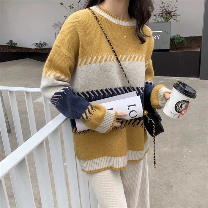 Gentle Style Fashionable Stylish Contrast Color Lazy Sweater for Women