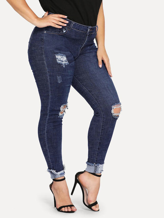 Shredded plus size women's feet jeans